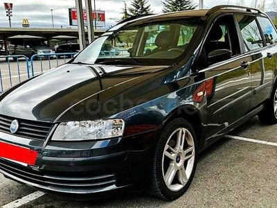 Usado Fiat Stilo Dynamic 140 CV (102 kW) 2003 Negro Familiar