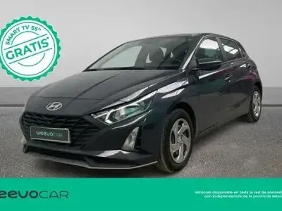 Usado Hyundai i20 79 CV (58 kW) 2025 Gris Utilitario