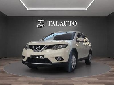 Używany Nissan X-Trail Acenta 130 KM (95 kW) 2017 Biały SUV