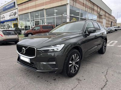 Usado Volvo XC60 Momentum 197 CV (144 kW) 2021 Gris SUV