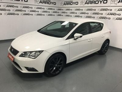 Blanco Usado 2015 Seat Leon Reference Utilitario | 15.490 € (Caro)