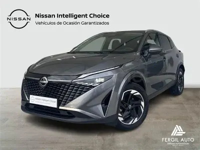 Usado Nissan Qashqai N-Connecta 140 CV (102 kW) 2024 Gris / plata SUV
