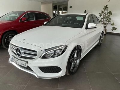 Usado Mercedes C220 AMG line 170 CV (125 kW) 2015 Blanco Berlina
