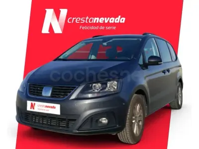 Usado Seat Alhambra Style 150 CV (110 kW) 2022 Gris / plata Monovolumen