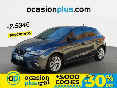 Usado Seat Ibiza FR 110 HP (80 kW) 2023 Cinzento Sedan