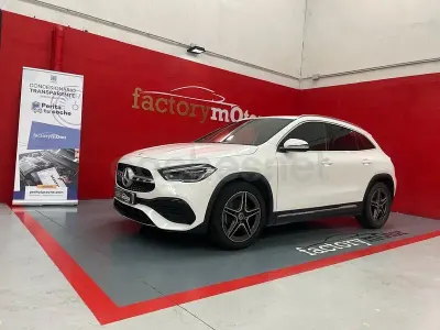 Usado Mercedes GLA200 150 CV (110 kW) 2023 Blanco SUV