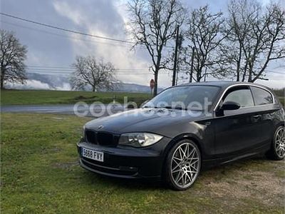 Usado BMW 118 143 CV (105 kW) 2007 Negro Utilitario