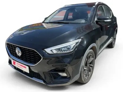 Usado MG ZS Luxury 106 CV (77 kW) 2022 Negro SUV