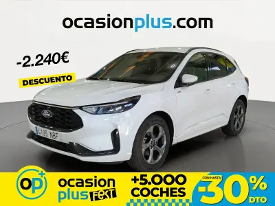 Usado Ford Kuga ST-Line 150 CV (110 kW) 2025 Blanco SUV