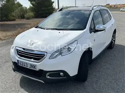 Usado Peugeot 2008 Crossway 120 CV (88 kW) 2016 Blanco SUV