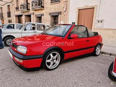 Usado VW Golf Cabriolet 115 CV (84 kW) 1994 Rojo Descapotable