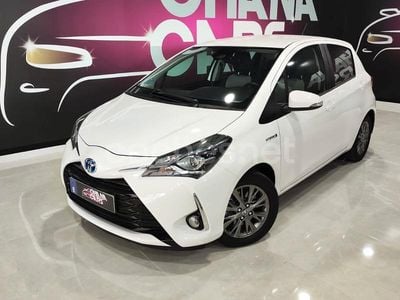 Blanco Usado 2020 Toyota Yaris Hybrid Active Berlina | 13.990 € (Buen precio)