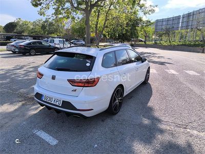 Usado Seat Leon ST CUPRA 300 CV (220 kW) 2018 Blanco Familiar