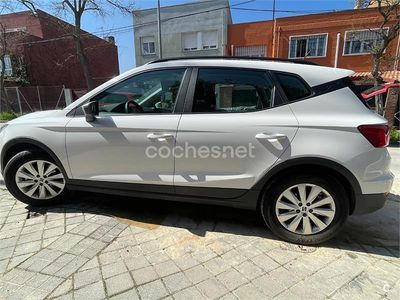 Usado Seat Arona Style 110 CV (80 kW) 2022 Blanco SUV