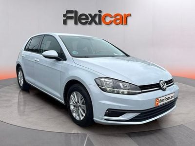 Usado VW Golf VII Advance 110 CV (80 kW) 2018 Blanco Berlina