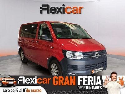 Usado VW Caravelle Trendline 114 CV (83 kW) 2018 Rojo Monovolumen