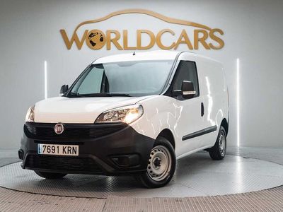 Usado Fiat Doblò 95 CV (69 kW) 2018 Blanco Monovolumen