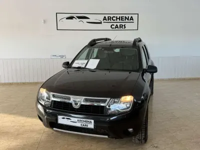 Usado Dacia Duster Lauréate 110 CV (80 kW) 2015 Negro SUV