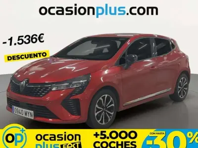 Usado Renault Clio V Techno 91 CV (66 kW) 2025 Rojo Utilitario