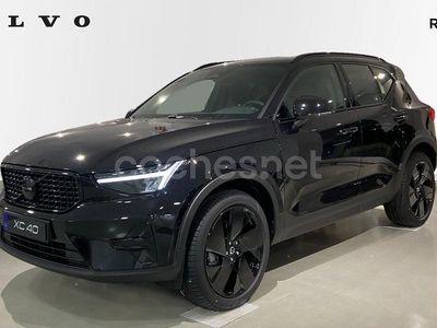 Negro Nuevo 2025 Volvo XC40 Plus SUV | 40.900 € (Precio justo)