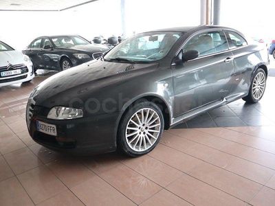 Usado Alfa Romeo GT Impression 150 CV (110 kW) 2007 Verde Coupe