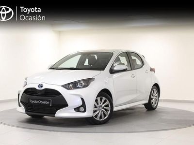 Blanco perlado Usado 2022 Toyota Yaris Hybrid Active | 22.500 € (Precio justo)