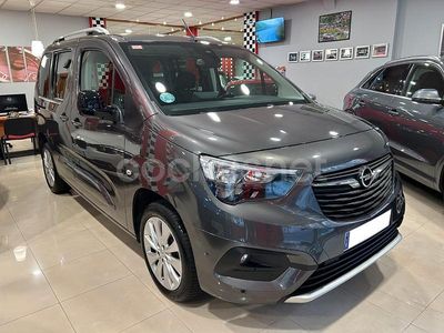 Usado Opel Combo Life Edition+ 102 CV (75 kW) 2021 Gris / plata Monovolumen