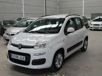 Usado Fiat Panda Lounge 69 CV (50 kW) 2016 Blanco Utilitario