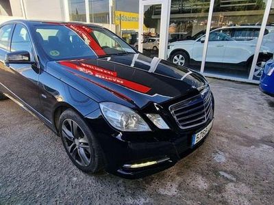 Usado Mercedes E250 Avantgarde 204 CV (150 kW) 2010 Negro Berlina