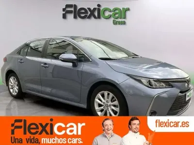 Usado Toyota Corolla Active 140 CV (102 kW) 2024 Azul Utilitario