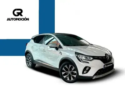 Begagnad Renault Captur Techno 90 HK (66 kW) 2023 Vit SUV