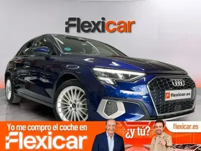 Usado Audi A3 116 CV (85 kW) 2022 Azul Berlina