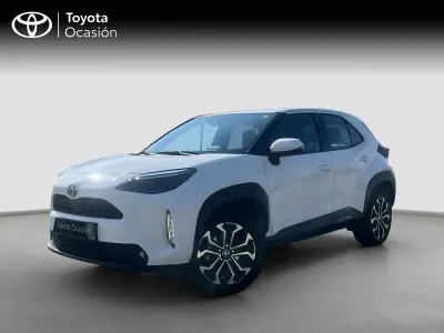 Usado Toyota Yaris Cross Active 116 CV (85 kW) 2022 Blanco SUV