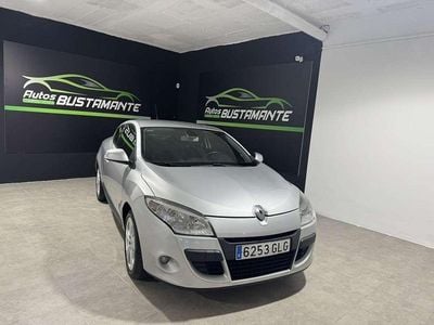 Usado Renault Mégane III Extreme 111 CV (81 kW) 2009 Gris Utilitario