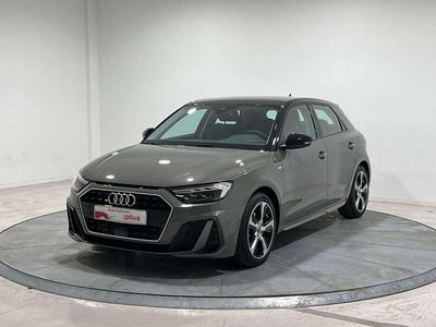 Usado Audi A1 Sportback 116 CV (85 kW) 2025 Gris Utilitario