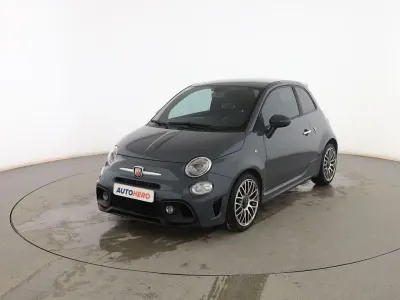 Usado Abarth 500 145 CV (106 kW) 2020 Gris Utilitario