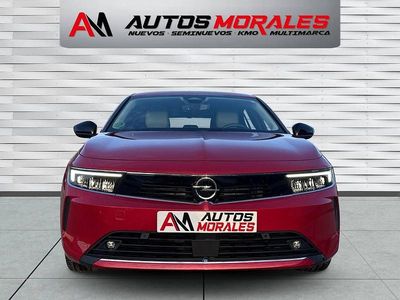 Usado Opel Astra Elegance 131 CV (96 kW) 2022 Burdeo Utilitario