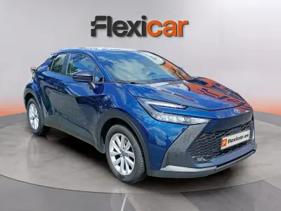 Używany Toyota C-HR Active 140 KM (102 kW) 2024 Niebieski SUV