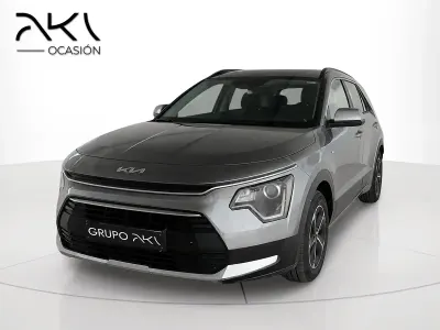 Usado Kia Niro 129 CV (94 kW) 2025 Gris SUV