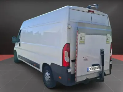 Usado Peugeot Boxer 131 CV (96 kW) 2018 Blanco Van