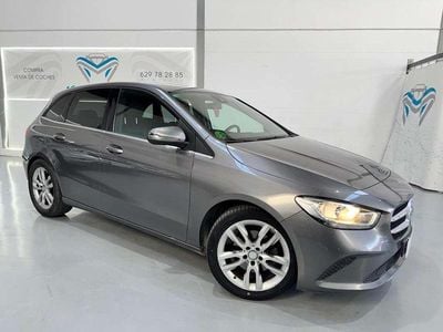 Usado Mercedes B200 150 CV (110 kW) 2019 Gris Monovolumen