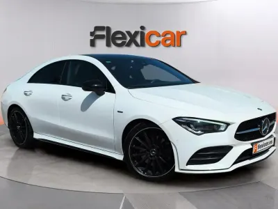 Usado Mercedes CLA200 163 CV (119 kW) 2022 Gris Coupe