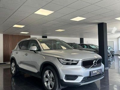 Usado Volvo XC40 Momentum 190 CV (139 kW) 2018 Gris / plata SUV