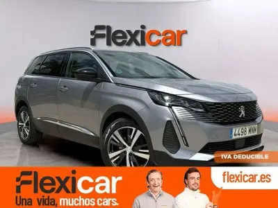 Usado Peugeot 5008 Allure 131 CV (96 kW) 2024 Gris SUV