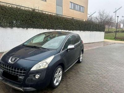 Usado Peugeot 3008 Active 114 CV (83 kW) 2012 Azul Familiar