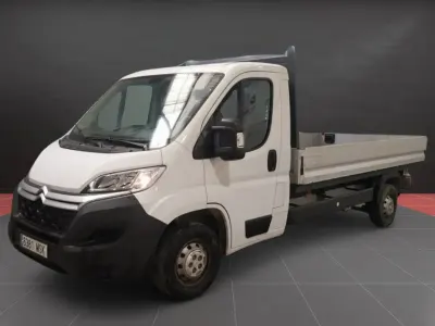 Usado Citroën Jumper 140 CV (102 kW) 2024 Blanco Monovolumen