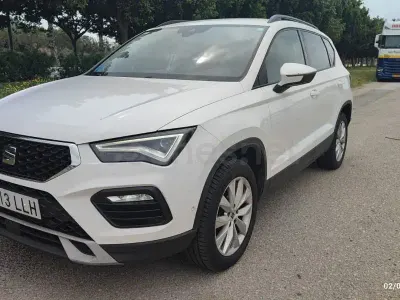 Usado Seat Ateca Style 150 CV (110 kW) 2021 Blanco SUV