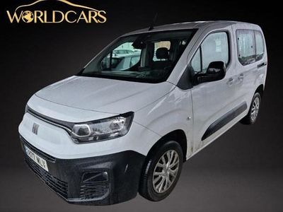 Usado Fiat Doblò 100 CV (73 kW) 2023 Monovolumen