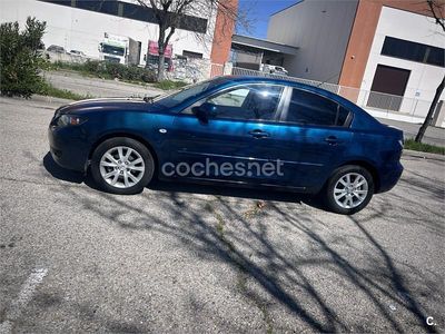 Usado Mazda 3 Active 109 CV (80 kW) 2007 Azul Berlina