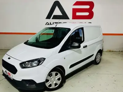 Usado Ford Transit Trend 75 CV (55 kW) 2021 Blanco Van